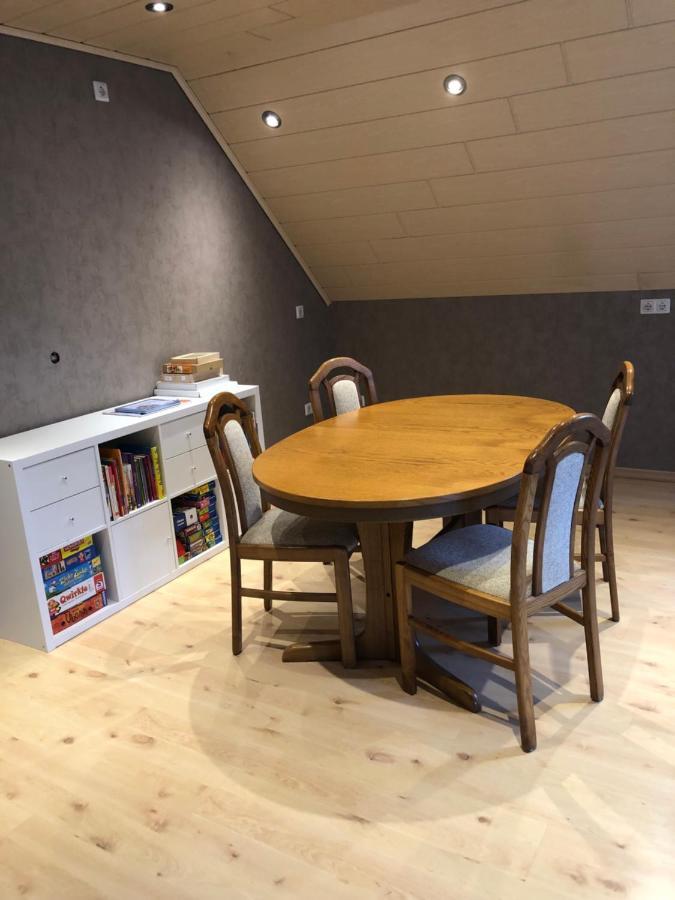Ferienhaus Treis Neef Экстерьер фото