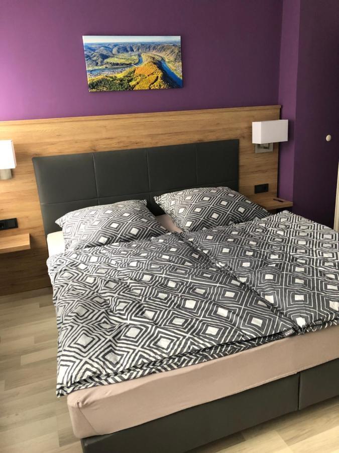 Ferienhaus Treis Neef Экстерьер фото